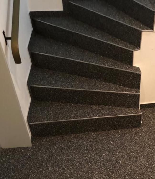 Balkone, Terrassen, Treppen, Garagen